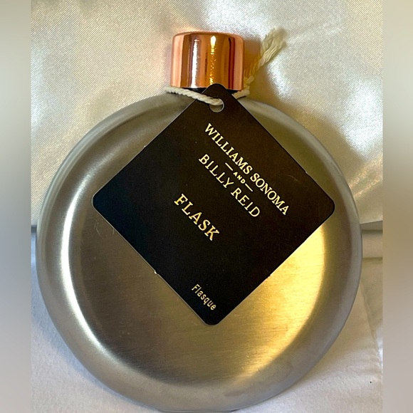 Williams Sonoma Billiy Reid Flask. 3.5x 4.5” - Picture 1 of 4